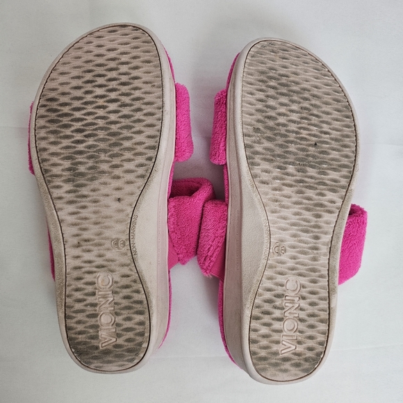 Vionic Women's Indulge Dessie Comfortable Spa Slippers - Picture 9 of 11